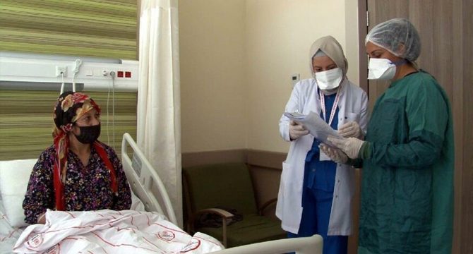 Prof. Dr. Dursun: 'Kliniklerimiz gebe hastalarla doldu'