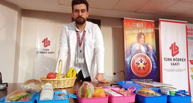 Türk Böbrek Vakfı'ndan okul kantini uyarısı