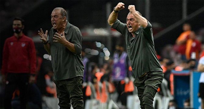 Fatih Terim çok sinirlendi: Taraftarlardan Christian Luyindama'ya tepki!