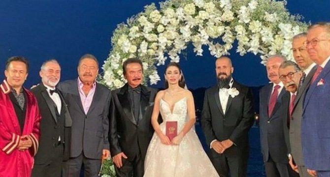 Orhan Gencebay’ın oğlunun düğününe siyasi isimler akın etti