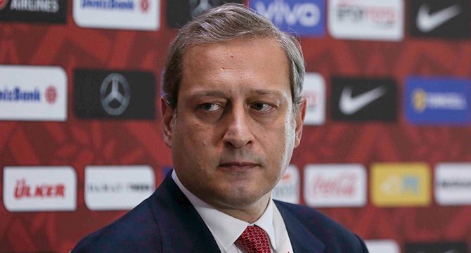 Burak Elmas'tan ilk 100 gün!