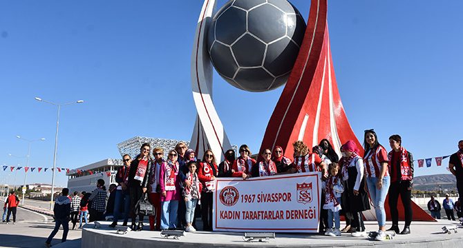 Sivasspor Anıtı törenle açıldı