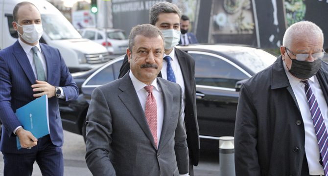 Bankacılarla bir araya gelen Kavcıoğlu'ndan açıklama