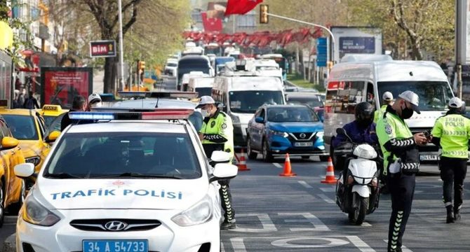 "Benzin zamları İstanbul’da trafiği azalttı"