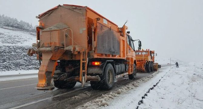 Karayolları duyurdu: İşte Türkiye genelinde kapalı yollar!