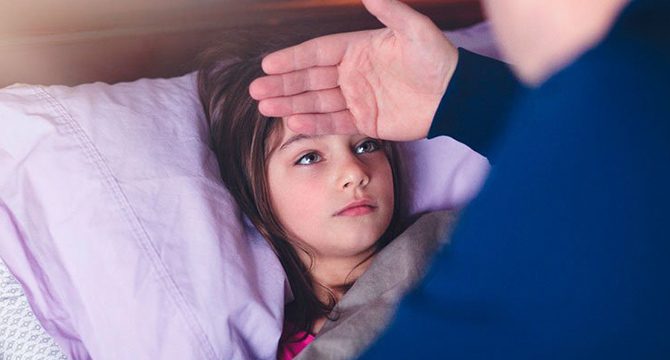 Uzmanlardan çocuklarda görülen salgına karşı uyarı