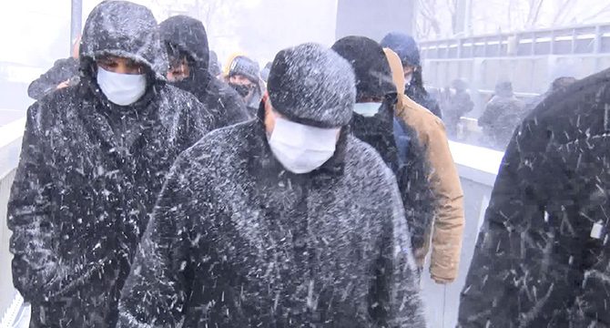 Cevizlibağ'da kar yoğunluğu