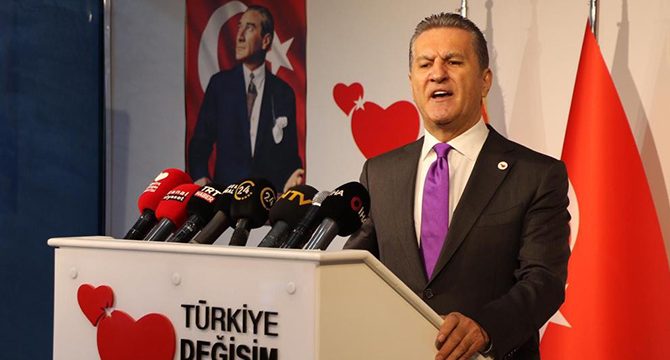 Sarıgül: Gençleri biraz mutsuz, umutsuz gördüm
