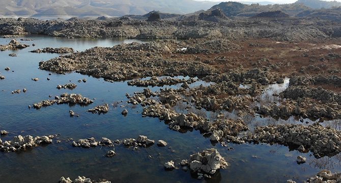 Demirköprü Barajı’nda su seviyesi eksi 1,40’a yükseldi