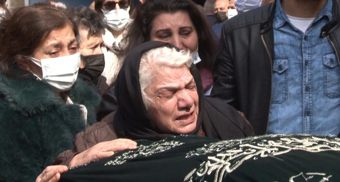 Ünlü oyuncu son yolculuğuna uğurlandı