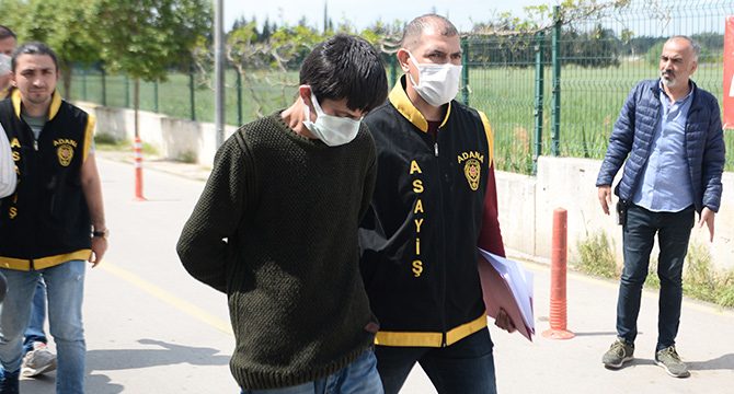 Oto galericiyi 'sazan sarmalı' yöntemiyle dolandırdı