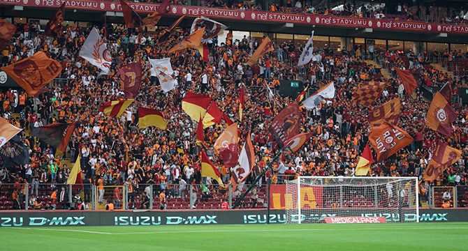 Galatasaray - Adana Demirspor maçını 35 bin 500 taraftar izledi
