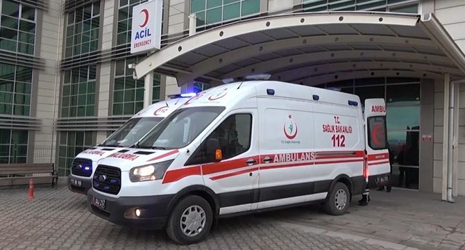 19 yaşındaki işçi 3 metrelik asansör boşluğuna düştü