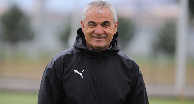 Çalımbay’ın aklı kupa maçında: Finale kalacağız!