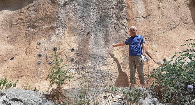 Antik kentte kral mezarını dinamitle patlatacaklardı