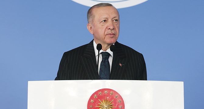 Erdoğan: Krizi az kayıpla atlatmayı başardık