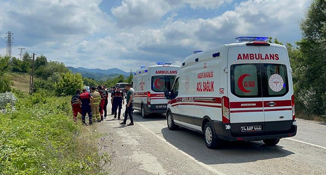 Korkunç kaza! Öğrencileri taşıyan araç devrildi: 9 yaralı
