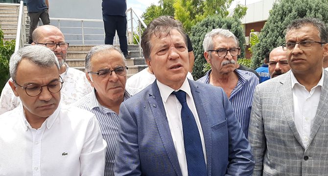 CHP’li belediye başkanına makamında saldırı