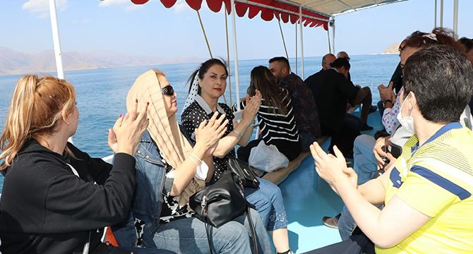 Van’a 5 ayda 172 bin İranlı turist