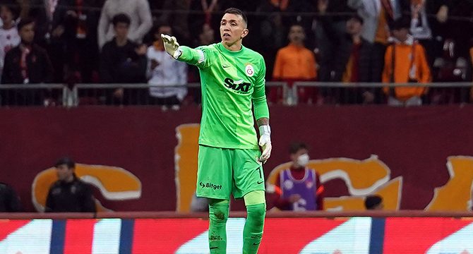 Galatasaray, Fernando Muslera'nın doğum gününü kutladı