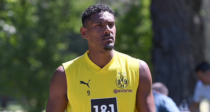 Dortmund’un yeni golcüsü Haller’den kötü haber