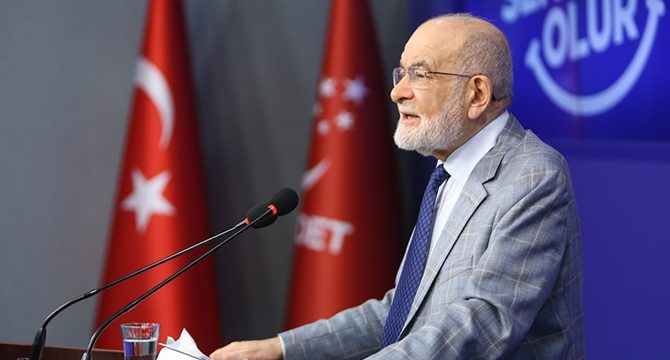Karamollaoğlu: Türkiye, Kıbrıs’ta askeri varlığını daha da güçlendirmeli