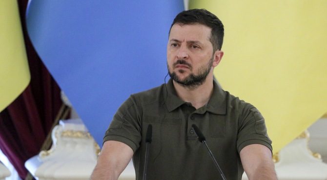 Zelenski: Rusya, terör devleti olarak tanınmalı