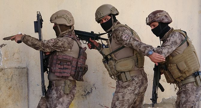 İstanbul merkezli 3 ilde PKK operasyonu