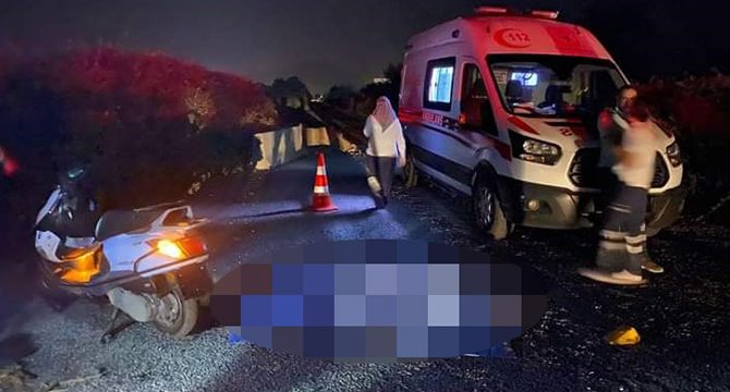Motosiklet devrildi: 1 ölü, 1 yaralı