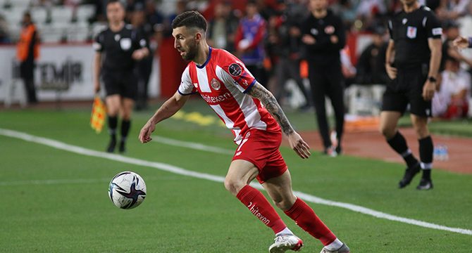 Doğukan Sinin resmen Hull City’de