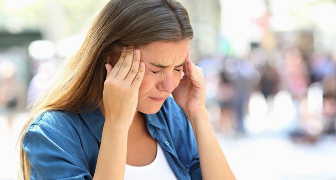 Her 4 kadından birinin en önemli sorunu; migren