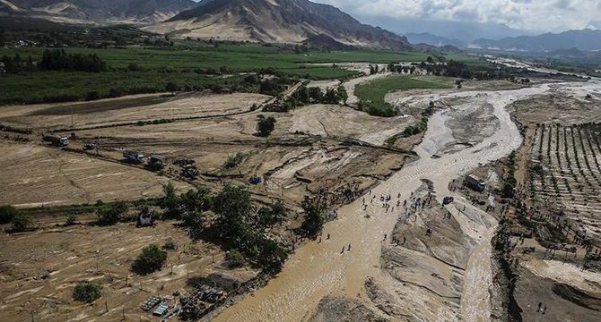 Peru’da toprak kayması: 150 ev toprak altında kaldı