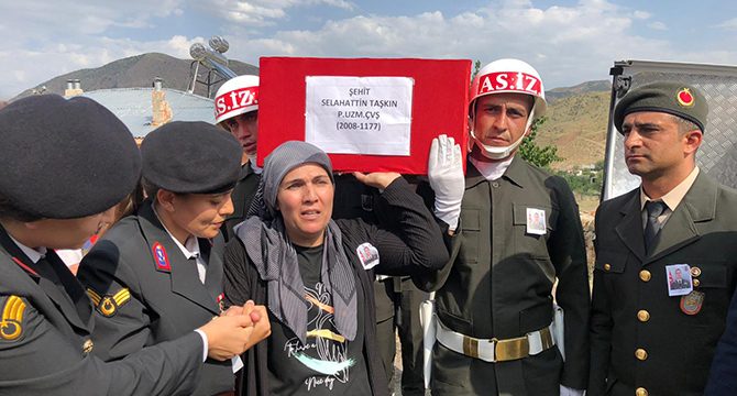Şehit Uzman Çavuş Taşkın, son yolculuğuna uğurlandı