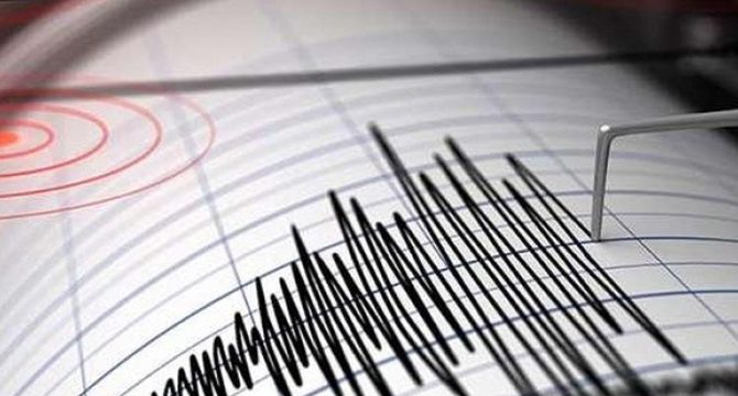 Antalya'da korkutan deprem!