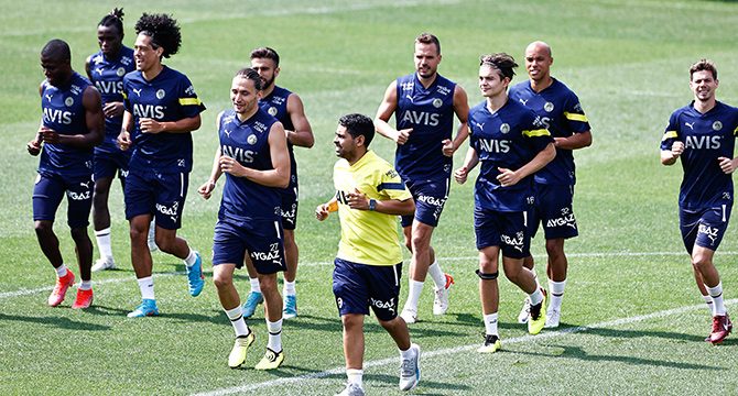 Fenerbahçe, UEFA listesini güncelledi