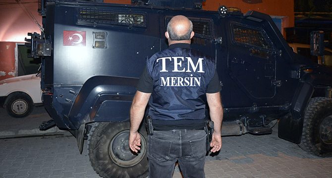 Mersin'de gözaltına alınan 27 kişi serbest bırakıldı