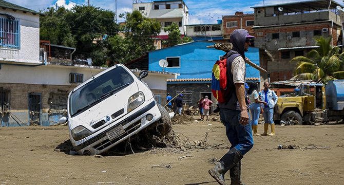 Venezuela'daki heyelanda can kaybı artıyor