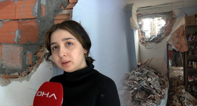 Yıkım sırasında yan binadaki dairenin duvarını yıktılar