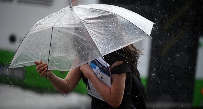 Meteoroloji'den Antalya için sağanak yağış uyarısı