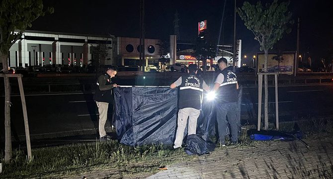 Bursa'da yol kenarında erkek cesedi bulundu