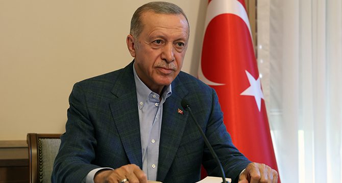 Erdoğan memur maaşlarında düzenleme için tarih verdi