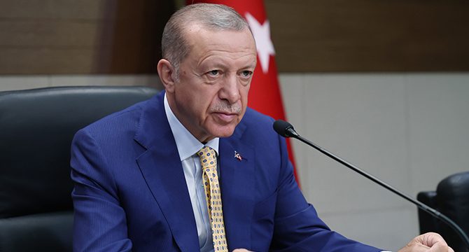 Erdoğan: Türkiye'nin AB'de önünü açın