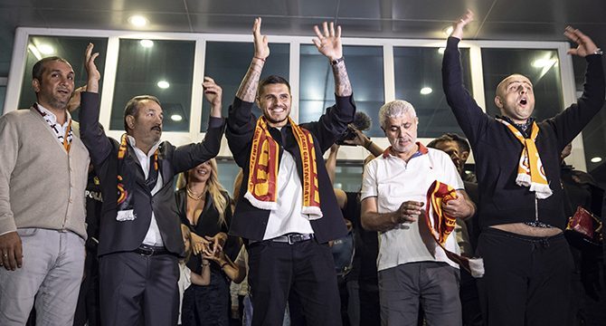 Galatasaray, Icardi ile üç yıllık anlaşma sağladı