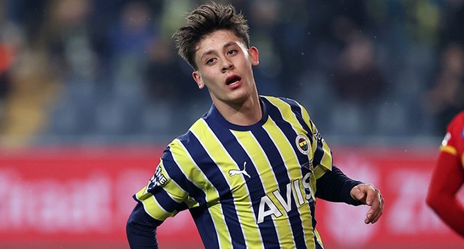 Arda Güler bavulunu topladı! Tarihi imza için Türkiye'den ayrılıyor