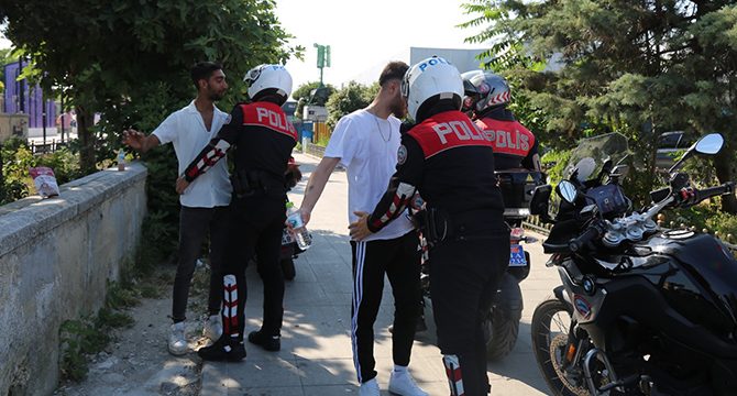 İstanbul'da yapılan denetimde 354 kaçak göçmen yakalandı