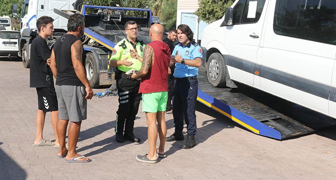 Antalya'da denize sıfır karavanlar tahliye edildi