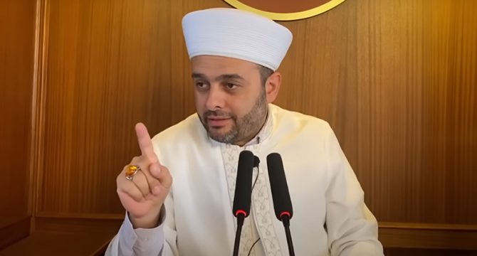 Diyanet'ten, imam Halil Konakçı hakkında soruşturma
