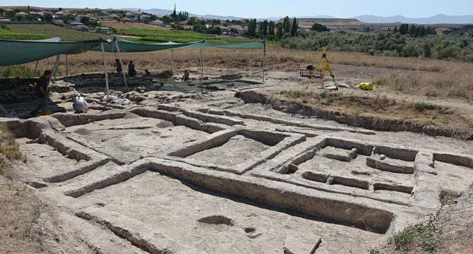 Aşıklı Höyük'ün terk edilme nedeni araştırılıyor