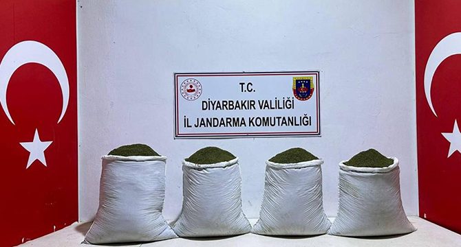 Diyarbakır'da 96 kilogram esrar ele geçirildi