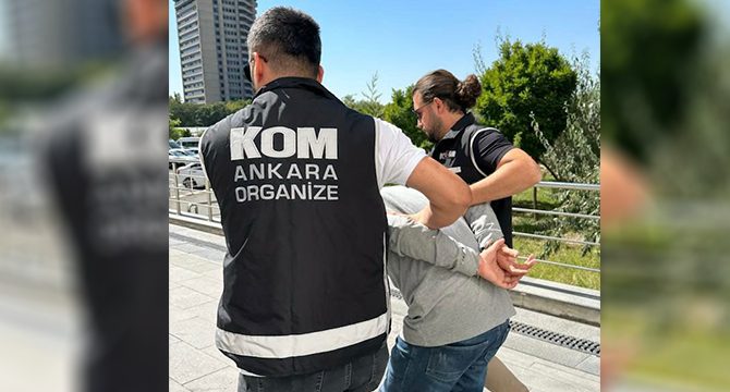 Firari FETÖ'cü Ebubekir Şafak Baş Ankara'da yakalandı
